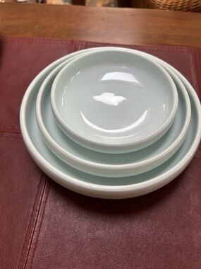 Japanese 3pc White Ceramic Serving Nesting Bowl Set, 5”,6”&7” diam. 1.25,1.5,2”H